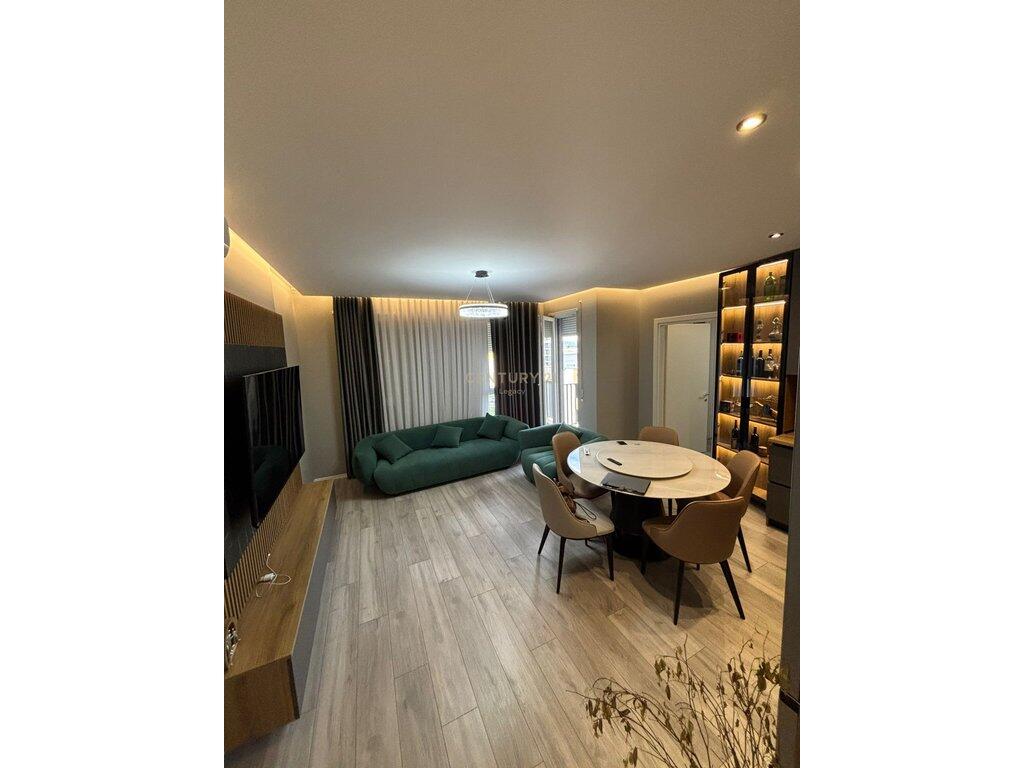 🏢 Jepet me qira apartament 1+1 + post parkimi 📍 tek QTU
