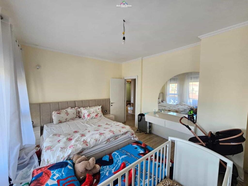 Apartament Ne Shitje 3+1 ne Laprake (ID B130104) Tirane