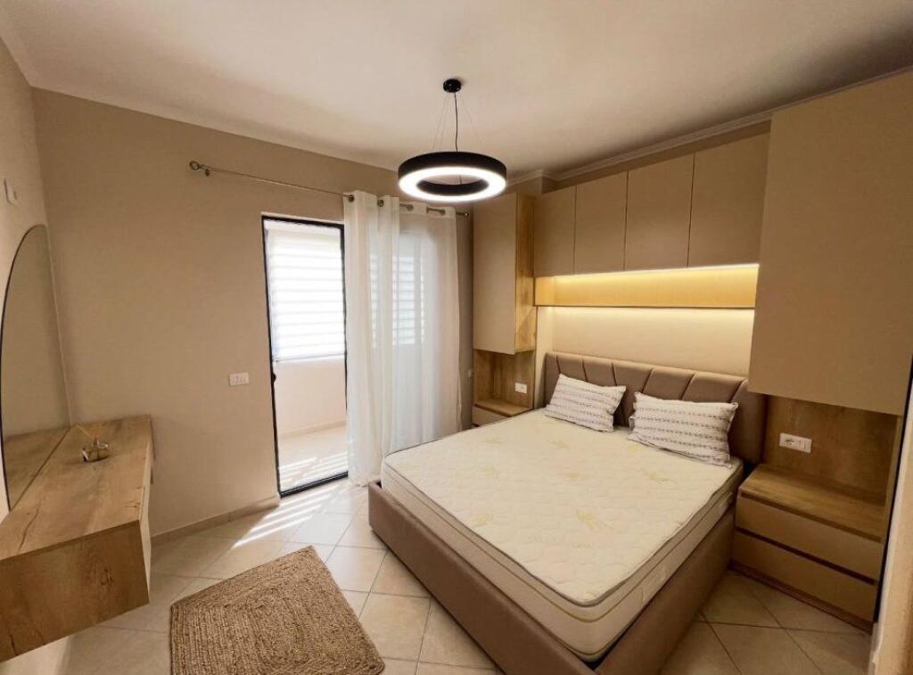 APARTMENT FOR RENT 1+1 YZBERISHT 450 EURO