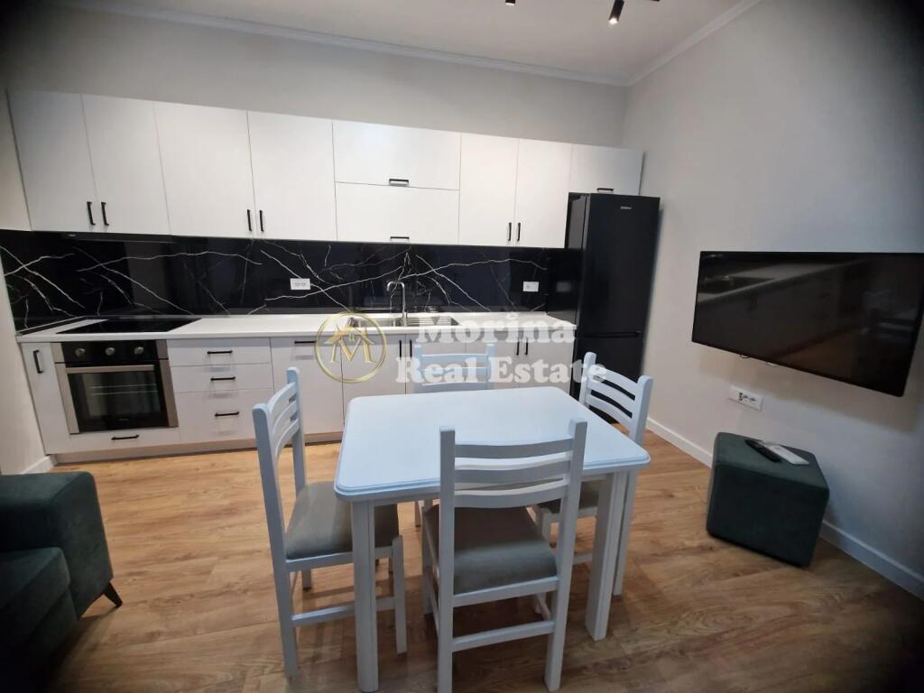 Qera Hyrje Private 2+1, Vasil Shanto 800 Euro/muaj