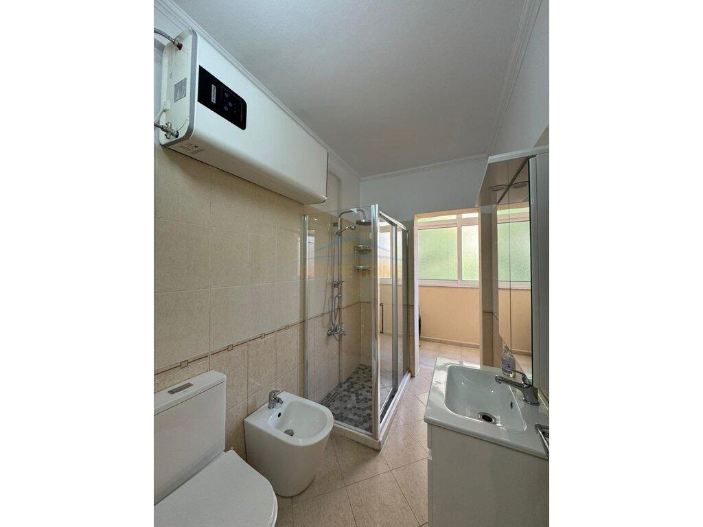 Affitto, Appartamento 2+1, Brryli, Via Arkitekt Sinani, Tirana