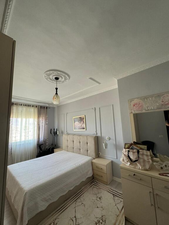 Jepet apartament 2+1+🅿 me qera ne Astir!