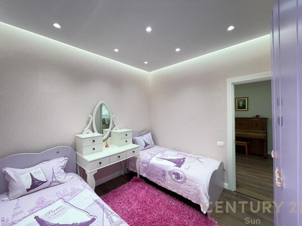 APPARTAMENTO 2+1 IN AFFITTO IN VIA DURRES!