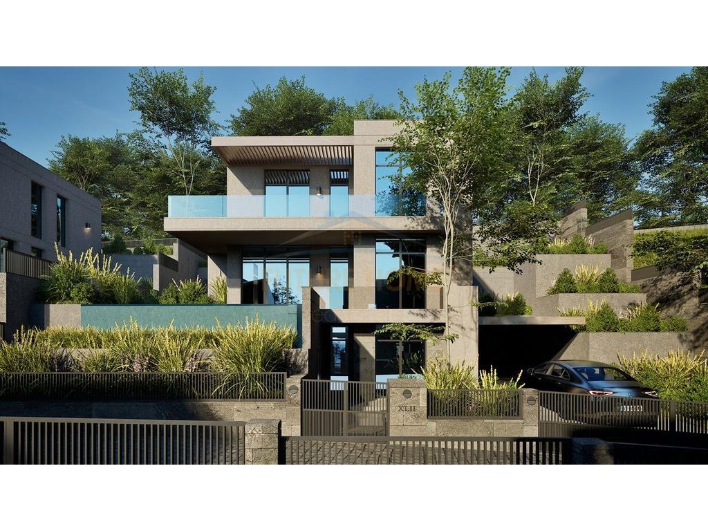 3-STOREY VILLA FOR SALE IN FARKE