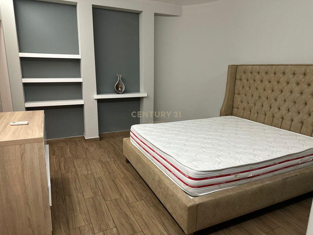 🏨 Affittasi Hotel 5 Piani con Piscina – Vaqarr, Tirana