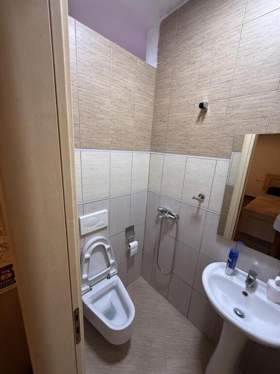 Apartament me qera 2+1 - 📍Rruga Peti