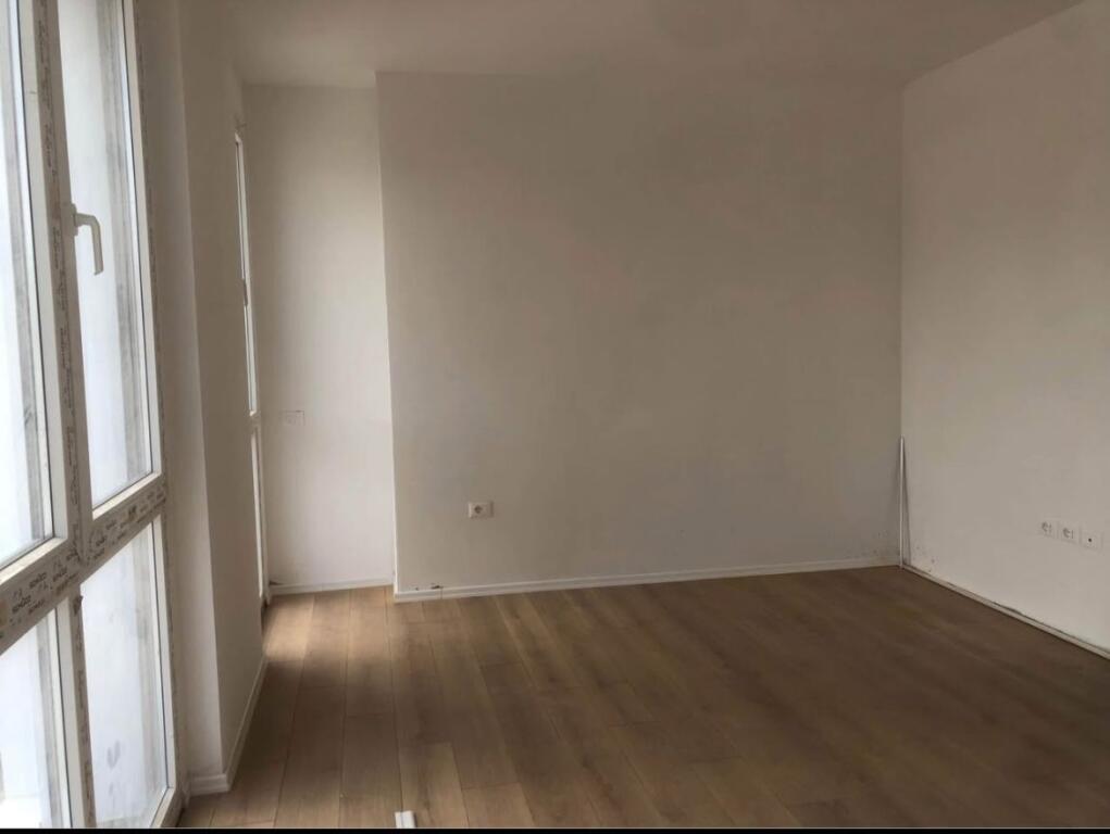 SHITET APARTAMEN 1+1 BULEVARDI RI 132.000 EURO