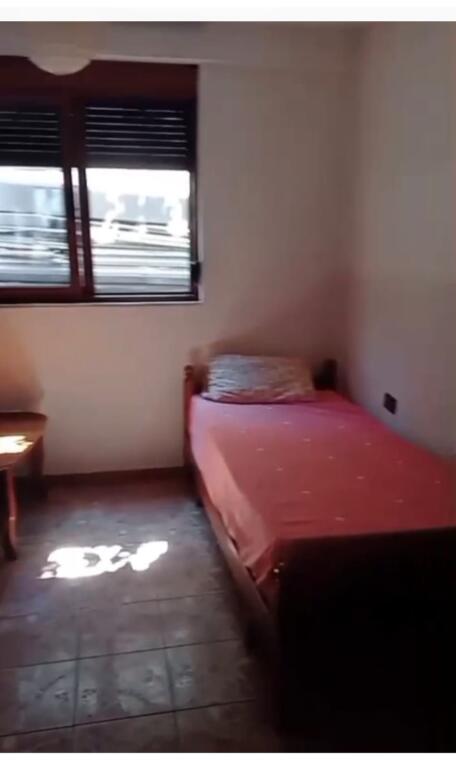 STUDIO 22000 LEKE.ZOGU I ZI