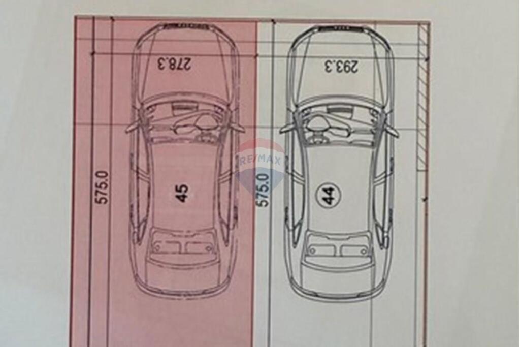 Garazh i Ndarë - Për Shitje - Komuna e Parisit, Tiranë