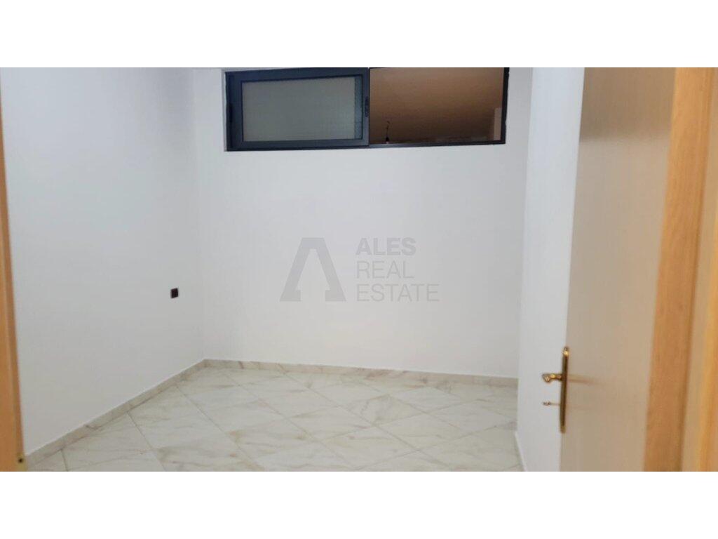 Jepet Apartament 2+1 me qira !
