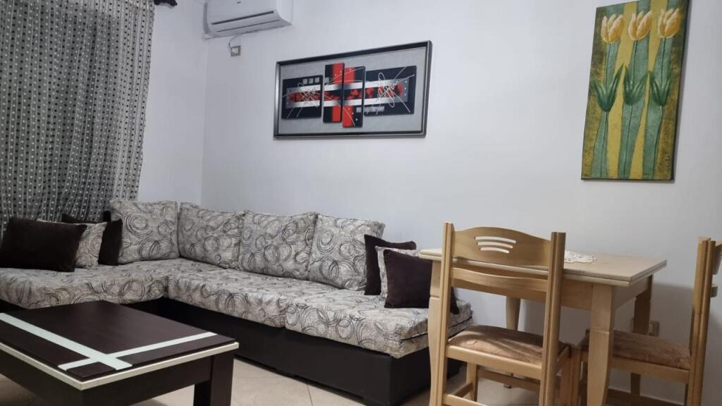 🏢At the Tirana Prosecutor's Office, Haxhi Hysen Dalliu Street, a 1+1 furnished apartment is for rent, 50,000 Leke    