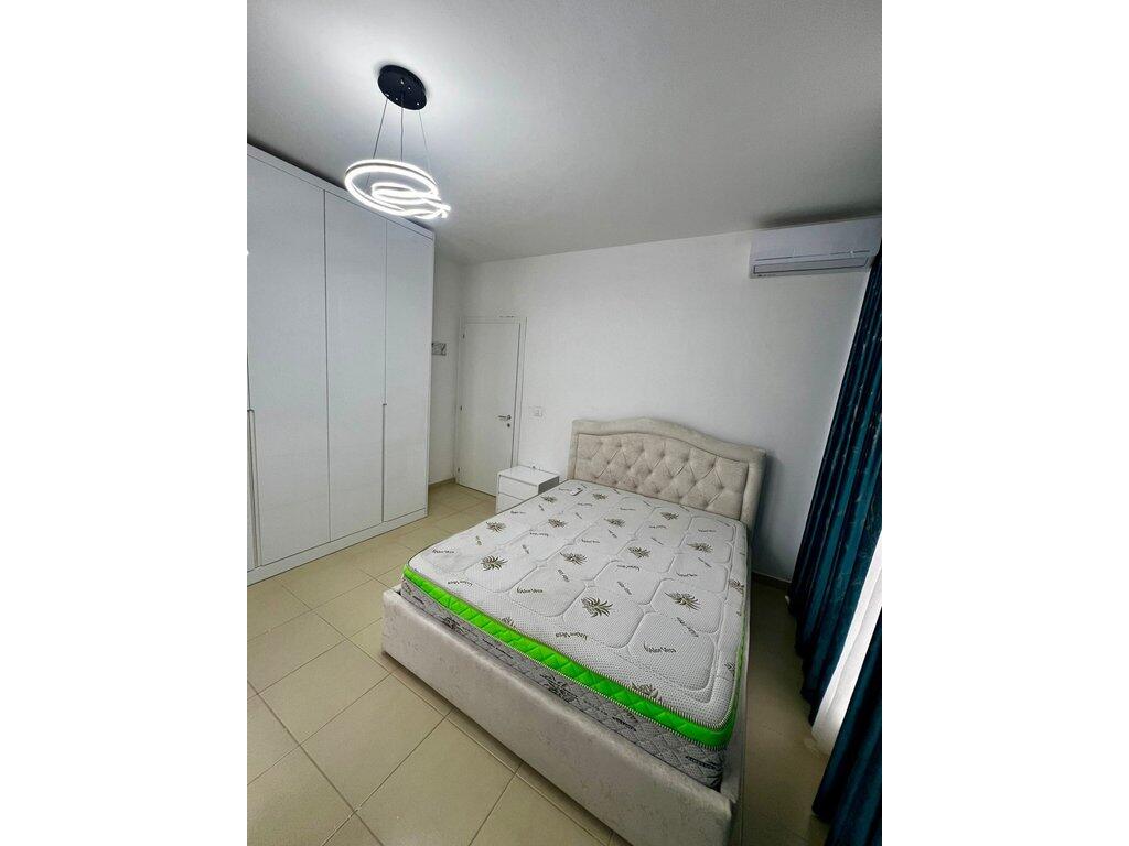 Bulevardi i Ri, Apartament 2+1+2 me Qira!!