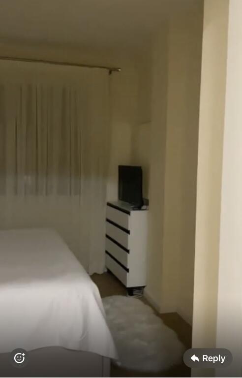 2+1,arredato a posta 8 piazza wilson,prezzo 700 euro