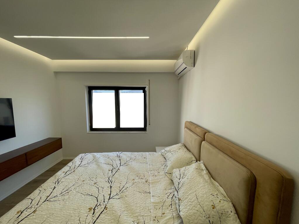 SHITET apartament 1+1+verandë tek Rezidenca "Kodra e Diellit"