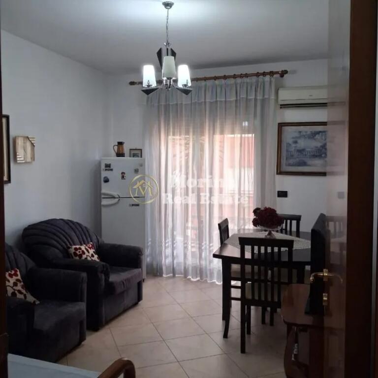 Qera, Apartament 1+1,Qender, 800 euro/muaj