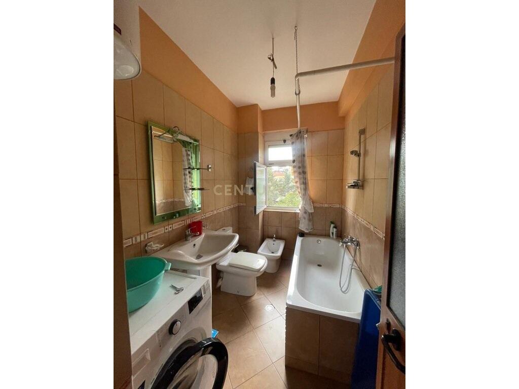 JAPIM ME QIRA APARTAMENT 1+1, NE ALI DEM