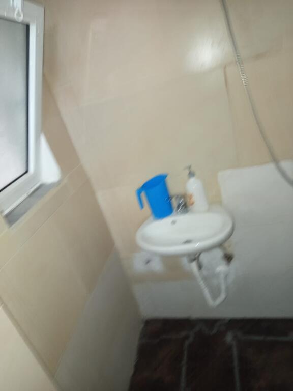 GARSIONERE 15000 LEKE.RRUGA 5 MAJI