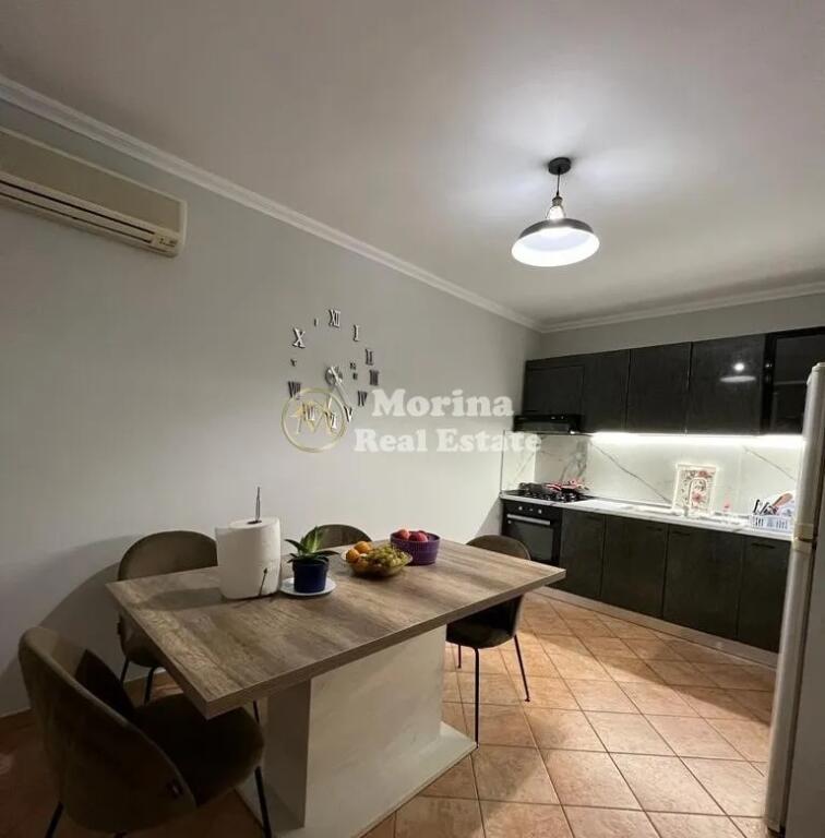 Agjencia Imobiliare MORINA Shet Apartament 3+1, Xhamllik, 250.000 Euro