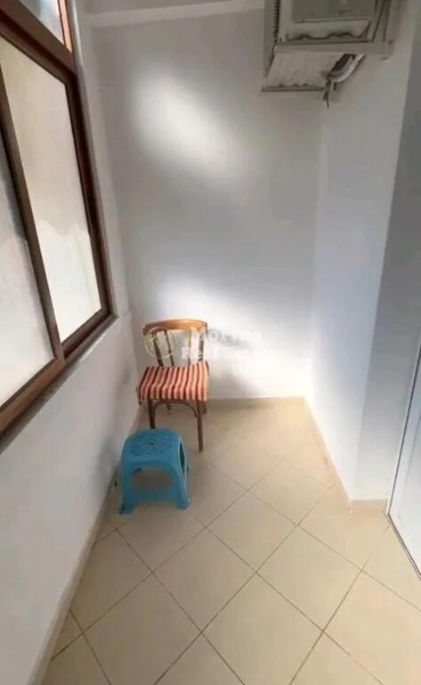 Qera, Apartament 1+1, Shkolla e Bashkuar, 400 euro/muaj
