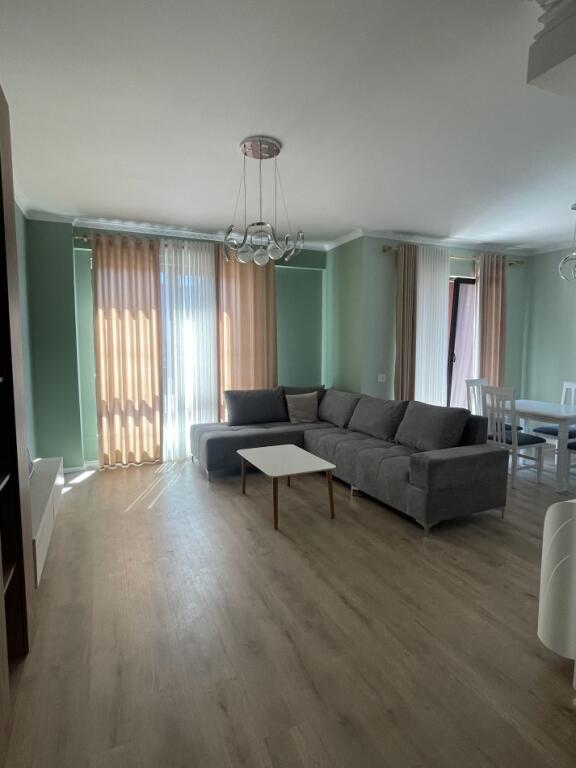 Jepet me qira  2+1+2+Ballkon Tiranë – Rruga Myslym Shyri
