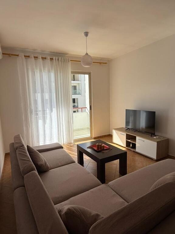 Apartment 2+1 for rent in Astir