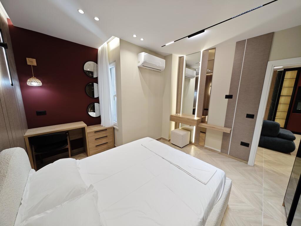 Qera Super Apartamenti 1+1. Durres, Qender