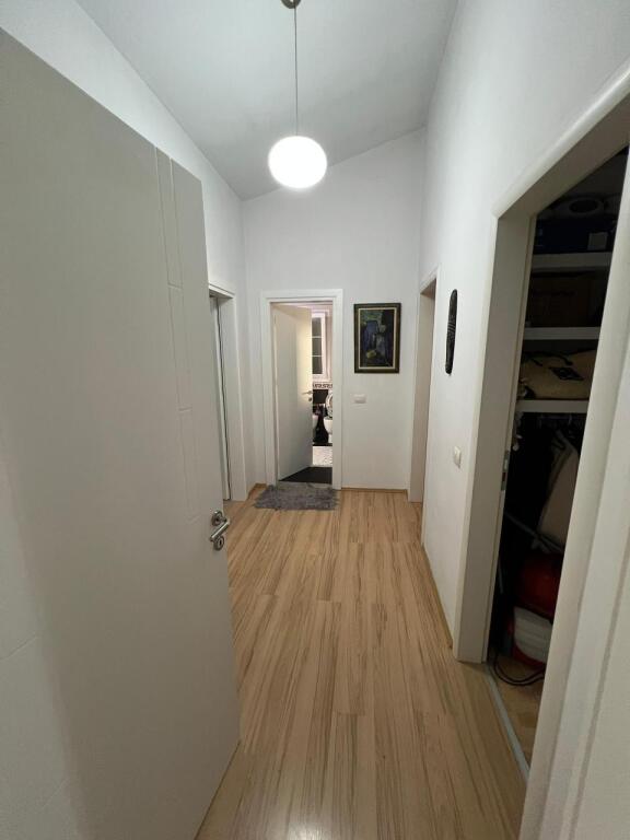 Vendesi appartamento 3+1+2 a Fresk/200,000 euro