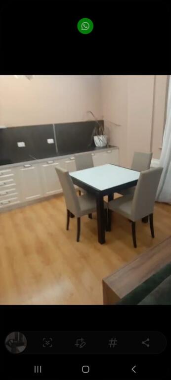 APARTAMENT ME QERA 1+1, 400 EURO. FRESK