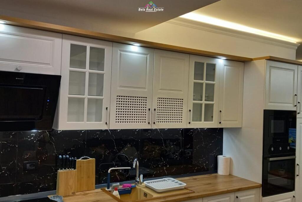 Apartament me Qera 1+1 ne Bllok (ID B210480) Tirane