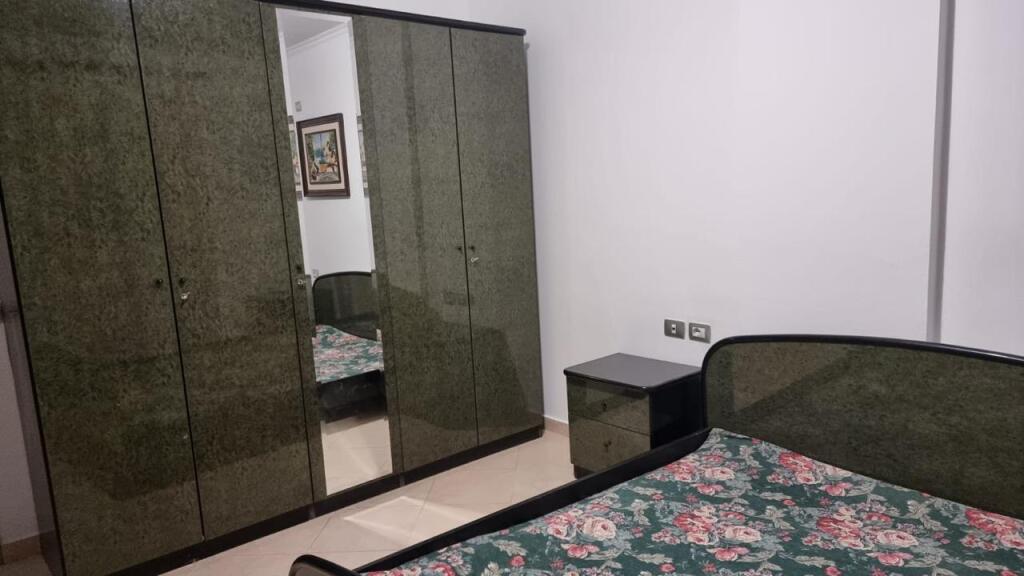 🏢At the Tirana Prosecutor's Office, Haxhi Hysen Dalliu Street, a 1+1 furnished apartment is for rent, 50,000 Leke    