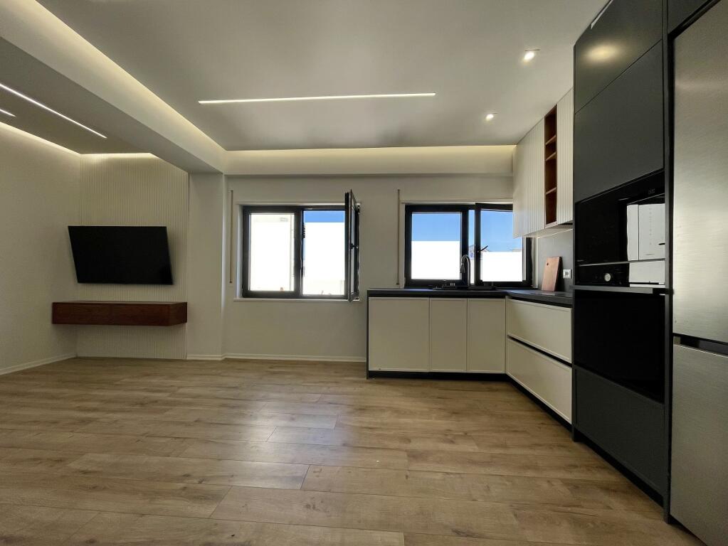 SHITET apartament 1+1+verandë tek Rezidenca "Kodra e Diellit"