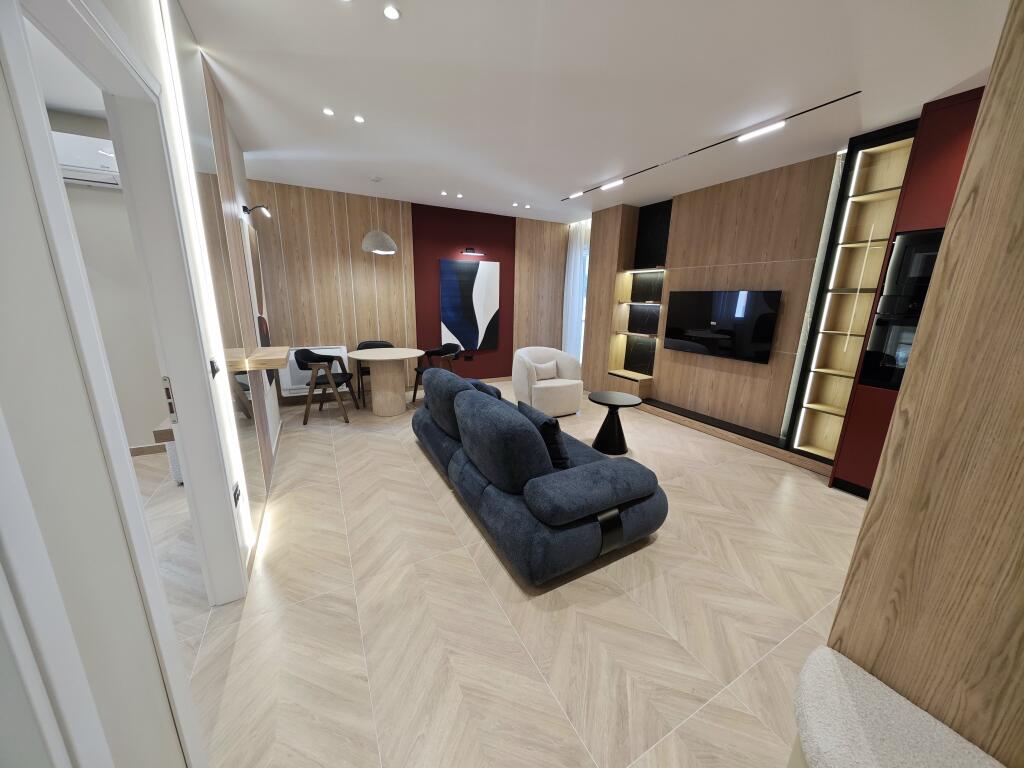 Qera Super Apartamenti 1+1. Durres, Qender