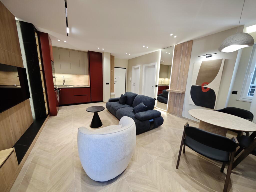 Qera Super Apartamenti 1+1. Durres, Qender