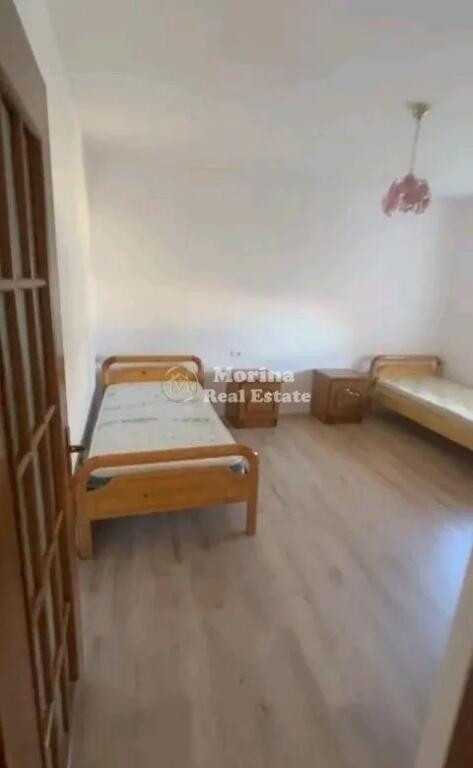 Qera, Apartament 1+1, Shkolla e Bashkuar, 400 euro/muaj
