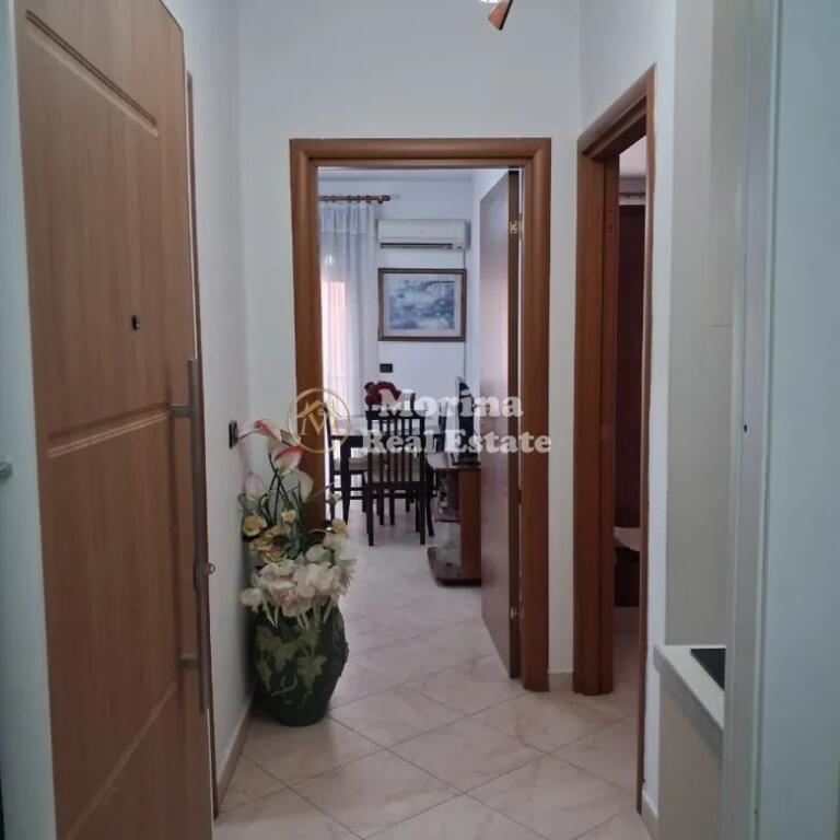 Qera, Apartament 1+1,Qender, 800 euro/muaj