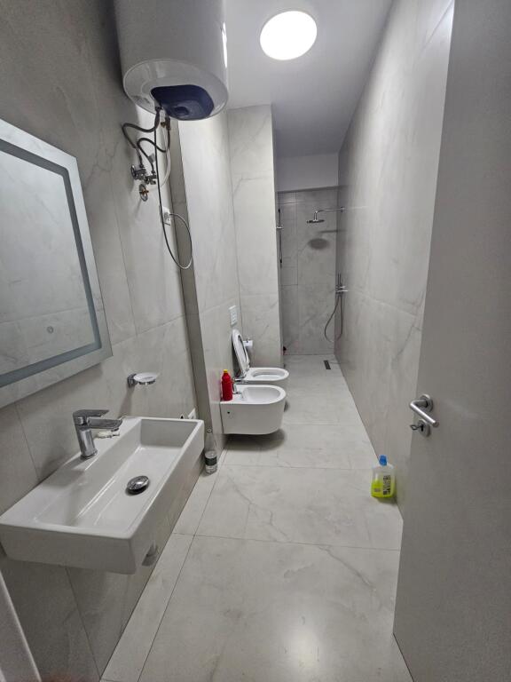 🏠 Jepet me qira apartament 1+1 – Rezidenca Oksa, Fresk