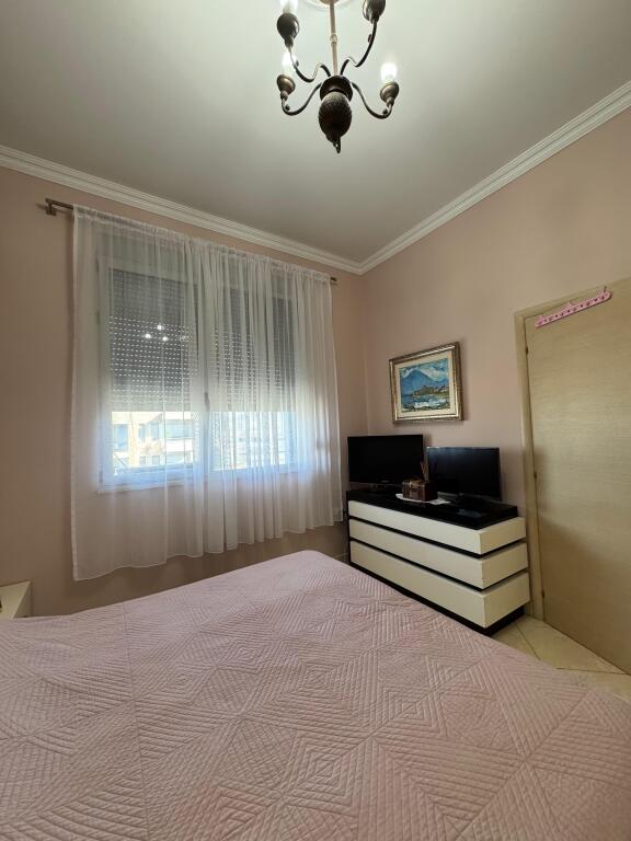 Shitet Apartament 1+1📍Vila Gold, Selvia