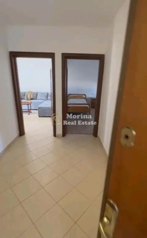 Qera, Apartament 1+1, Shkolla e Bashkuar, 400 euro/muaj