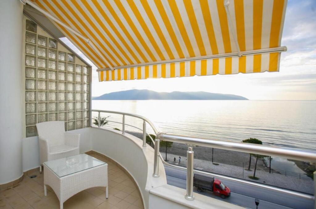 Apartment for Rent on the Lungomare