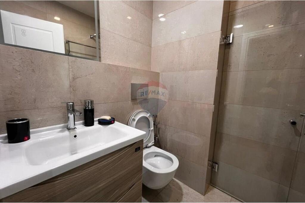 Rruga Qemal Stafa, Tirane,Apartament  Per Qira