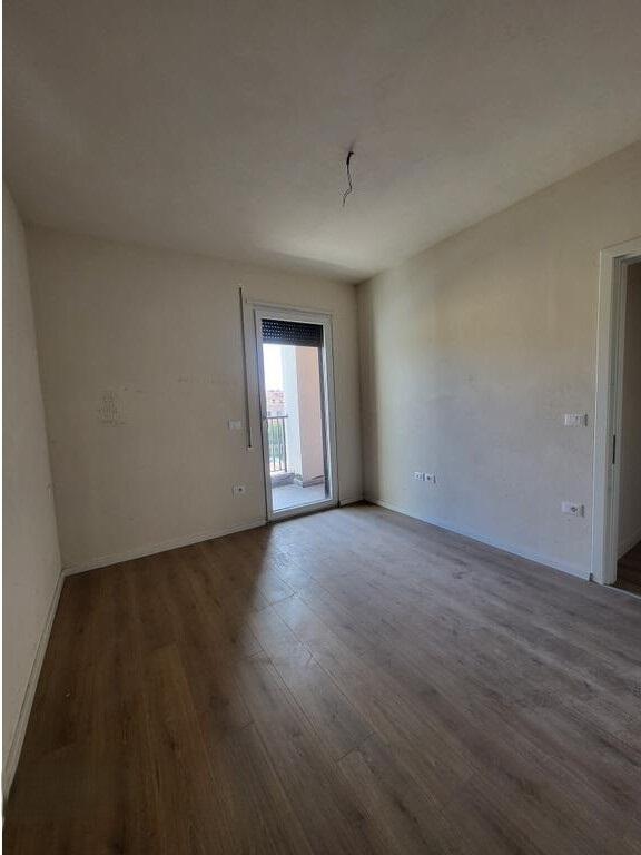 🏢 Zyra me Qira  | Trio Tower, Don Bosko