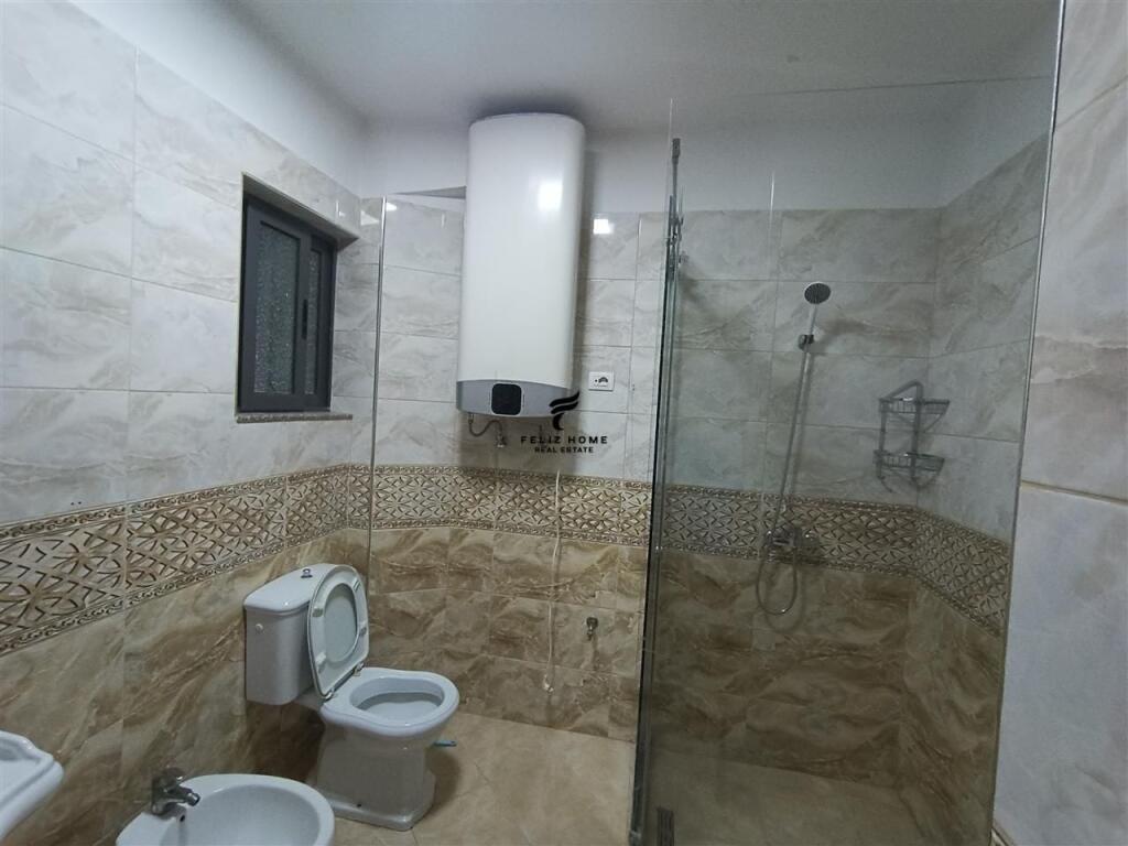 APARTAMENT ME QERA 3+1 KINOSTUDIO 50.000 LEKE