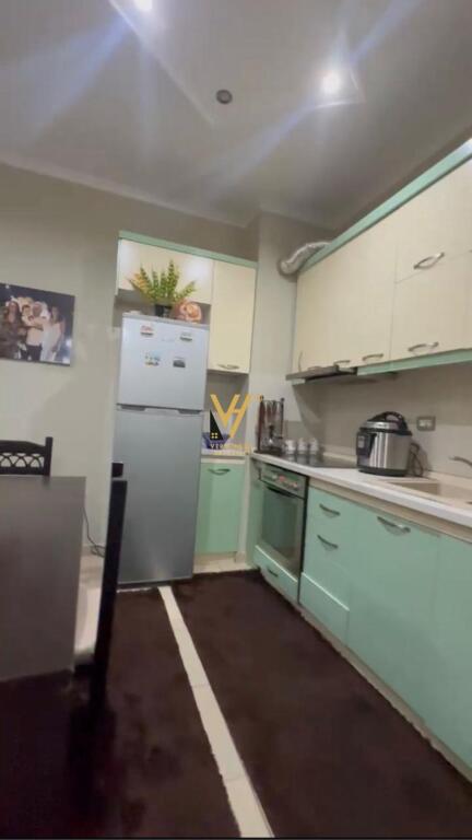 VENDESI APPARTAMENTO 2+1+BLK A YZBERISHT 135.000 EURO