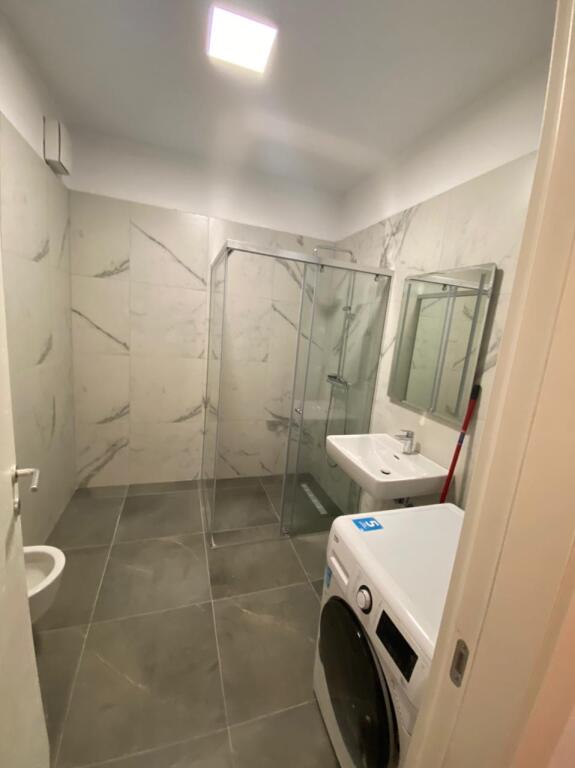 Jepet me qera apartament 1+1 ,Foleja e Gjelber ,Zogu i Zi!