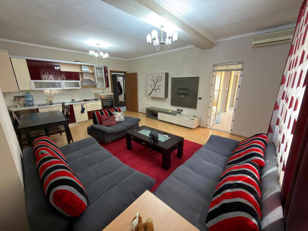 📣 Shitet Apartament 2+1+2 🏢 Kati i 2-të me ashensor