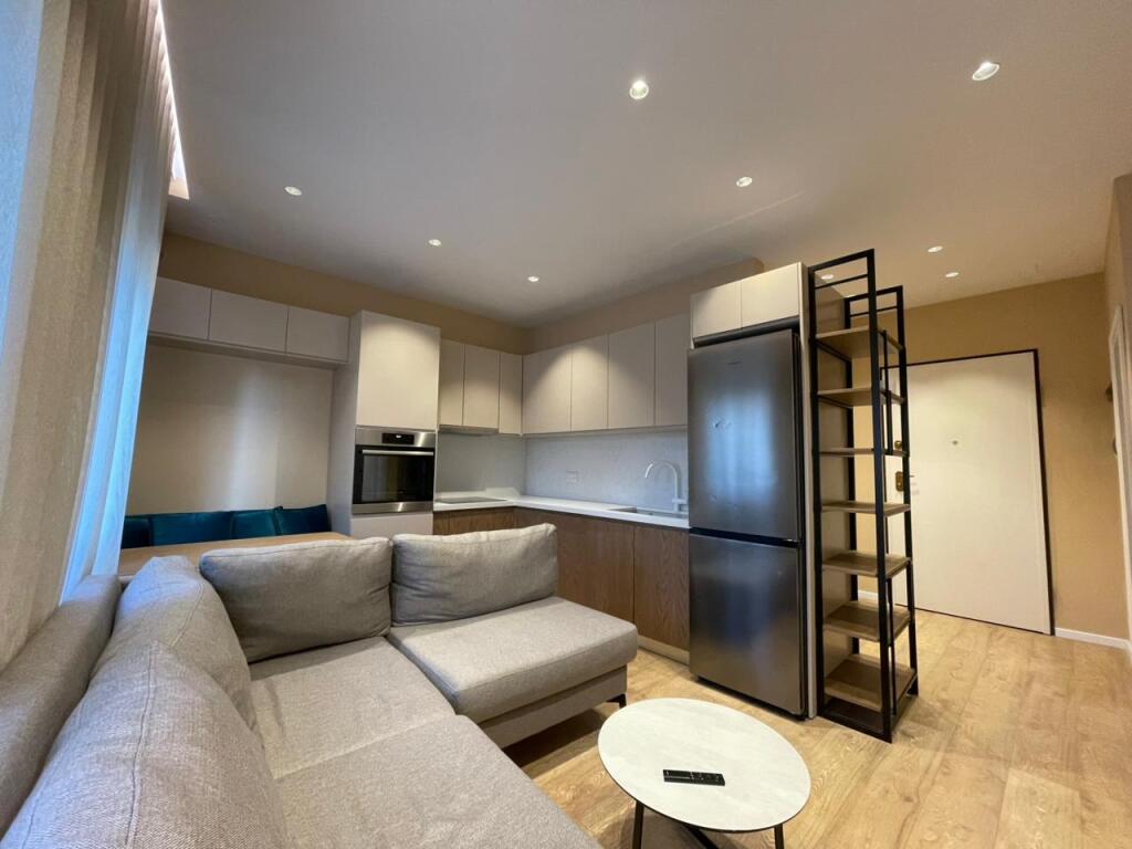 Me Qira Apartament 1+1 – Rruga Qemal Stafa