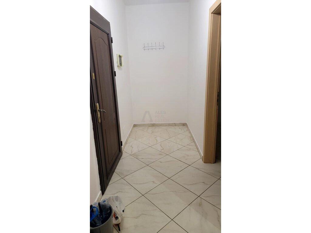 Jepet Apartament 2+1 me qira !