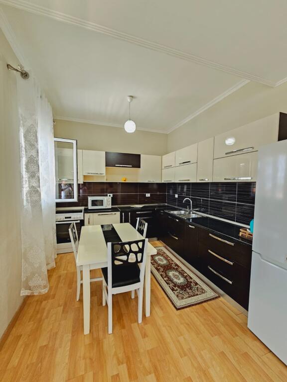 🔑 2+1+2 Bllkone📍 Vilat Amerikane (580€/muaj)  -- (150 m2) - Mobilim Cilesor | 1PARKET | KONDICIONER