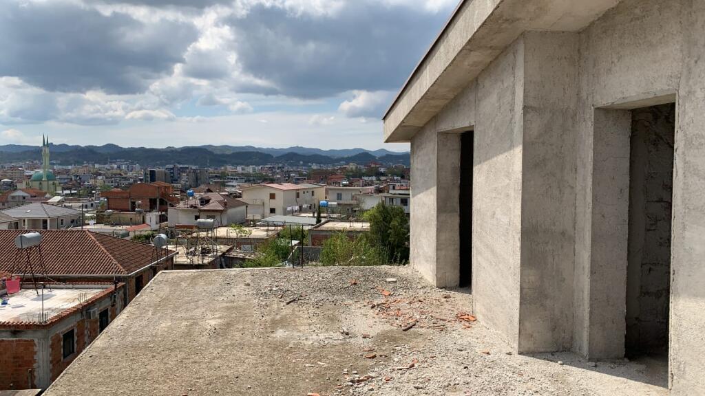Shitet shtepi private ne Institut, Tirane/180.000 €
