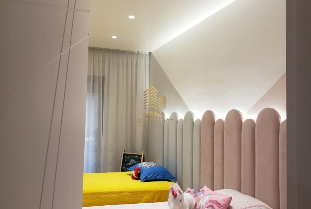 In vendita, Appartamento 2+1+2+BLLK+P,Oasis Residence,250.000 Euro